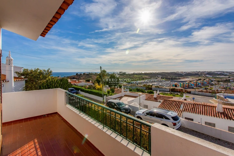 Moradia T5 para Venda em Albufeira e Olhos de Água Foto 2