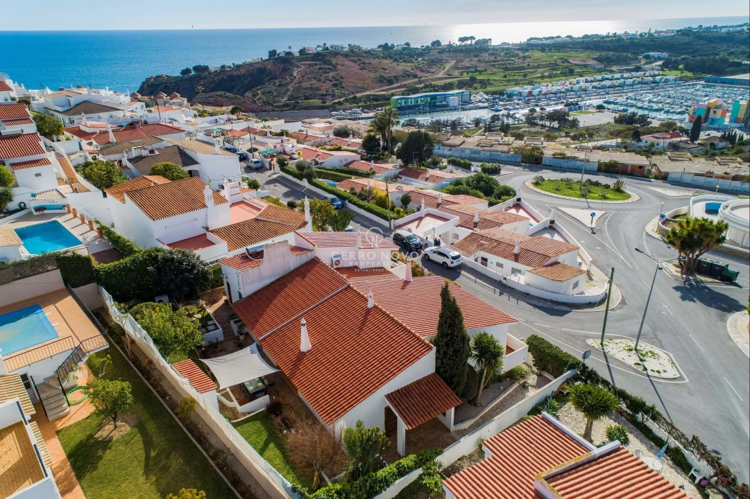 Moradia T5 para Venda em Albufeira e Olhos de Água Foto 5