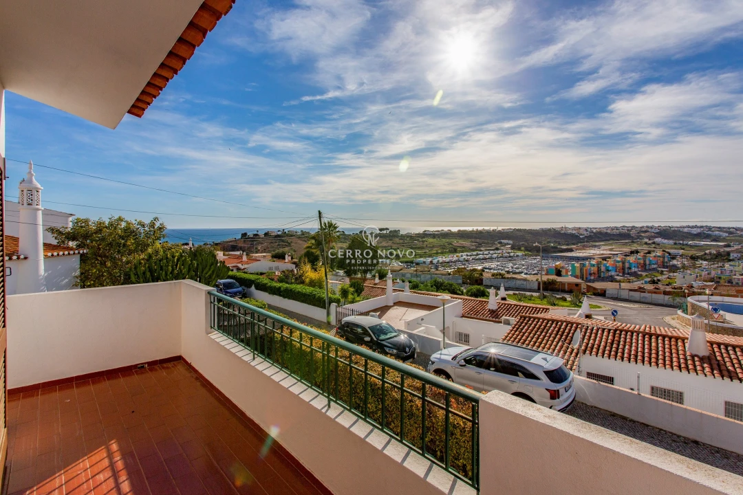 Moradia T5 para Venda em Albufeira e Olhos de Água Foto 2