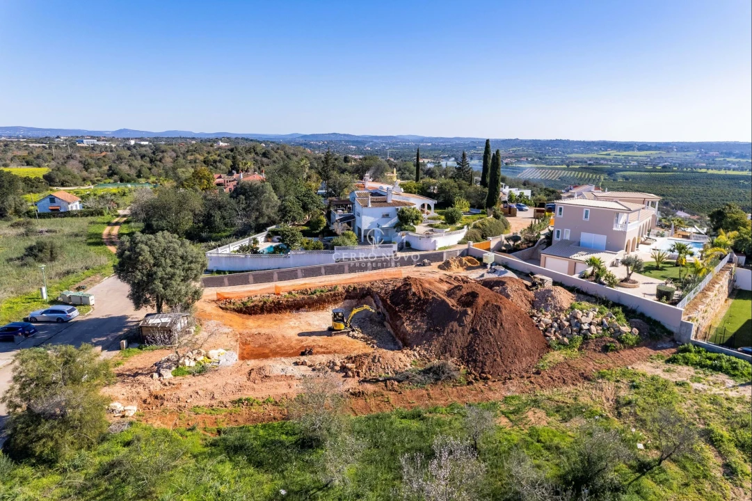 Moradia T5 para Venda em Silves Foto 14