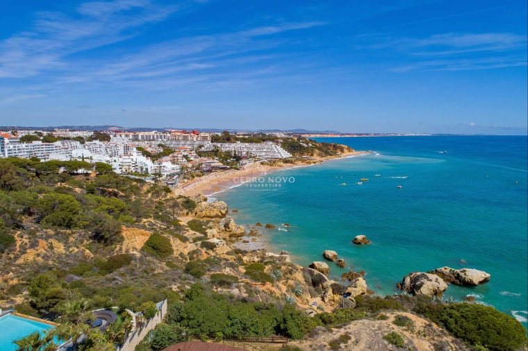 Moradia T4 para Venda em Albufeira e Olhos de Água Foto 25