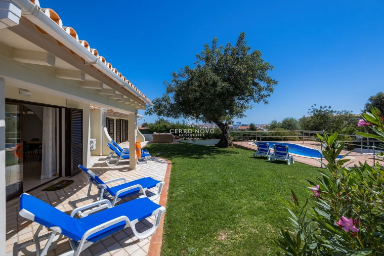 Moradia T4 para Venda em Albufeira e Olhos de Água Foto 7