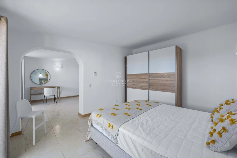 Moradia T4 para Venda em Albufeira e Olhos de Água Foto 5