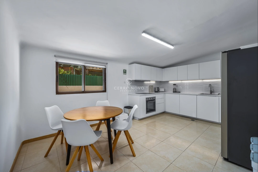 Moradia T4 para Venda em Albufeira e Olhos de Água Foto 4
