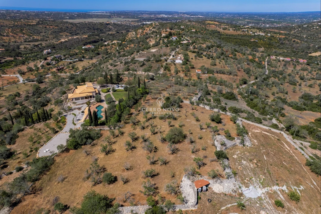 Terreno para Venda em Albufeira e Olhos de Água Foto 1