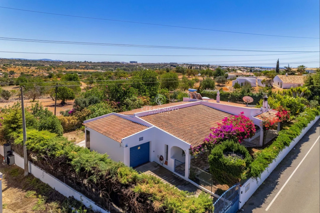 Moradia T4 para Venda em Albufeira e Olhos de Água Foto 18