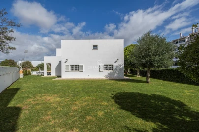 Moradia T7 para Venda em Albufeira e Olhos de Água