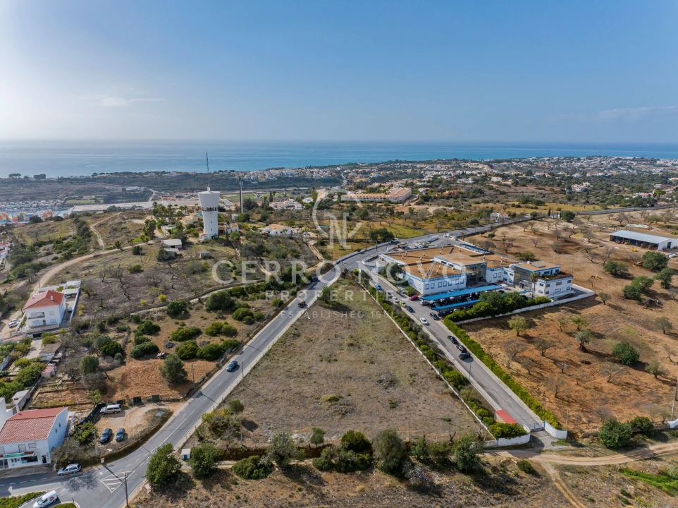 Terreno para Venda em Albufeira e Olhos de Água Foto 1