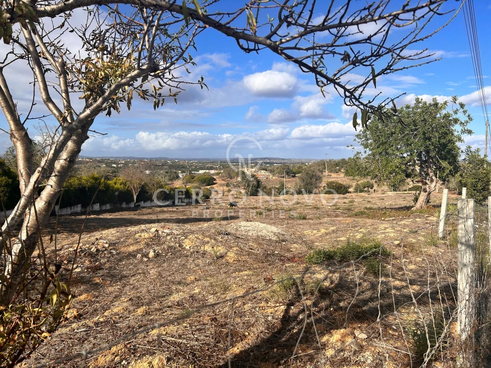 Terreno para Venda em Albufeira e Olhos de Água Foto 9
