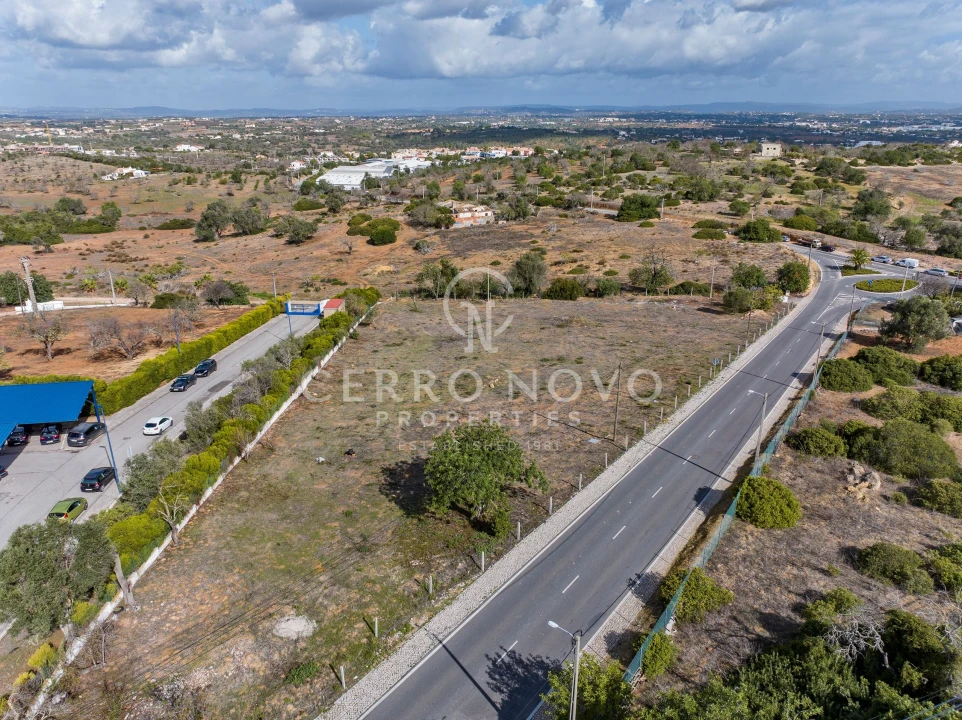 Terreno para Venda em Albufeira e Olhos de Água Foto 5