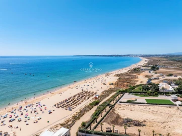 Moradia T5 para Venda em Albufeira e Olhos de Água