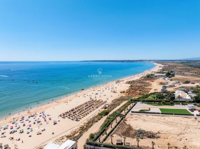 Moradia T5 para Venda em Albufeira e Olhos de Água Foto 7