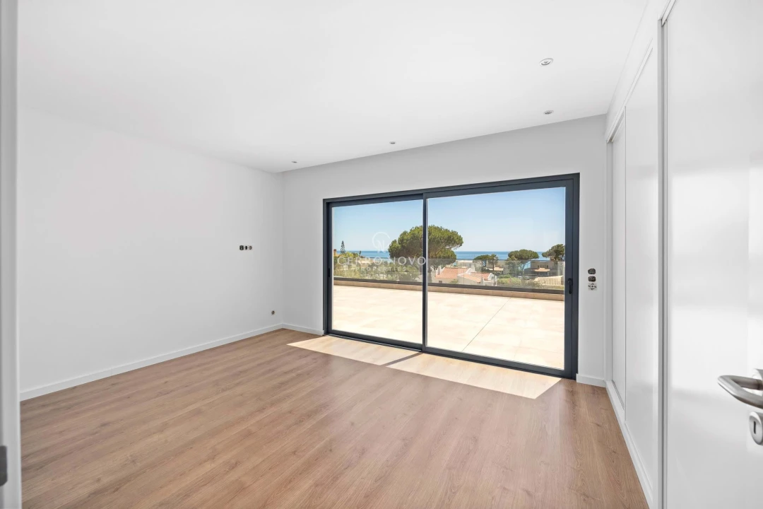 Moradia T5 para Venda em Albufeira e Olhos de Água Foto 19