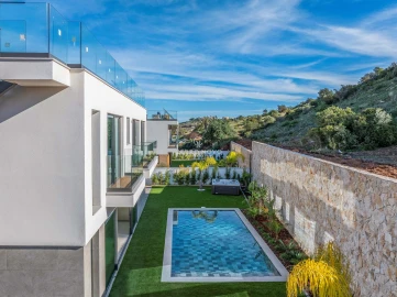 Moradia T4 para Venda em Albufeira e Olhos de Água