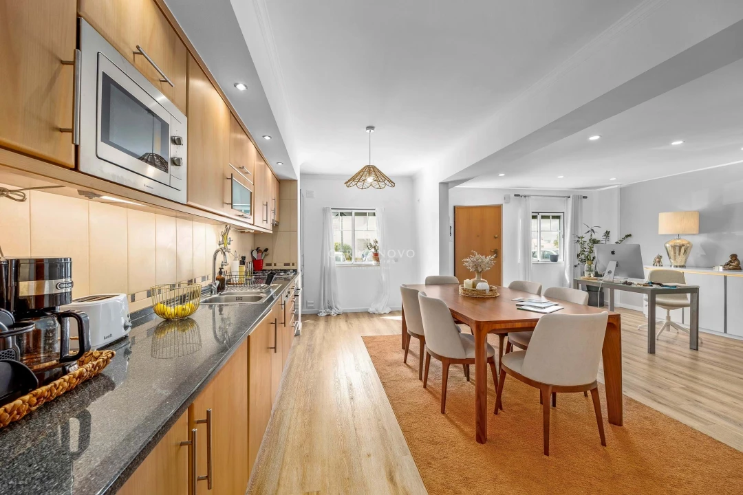 Apartamento T2 para Venda em Ferragudo Foto 8