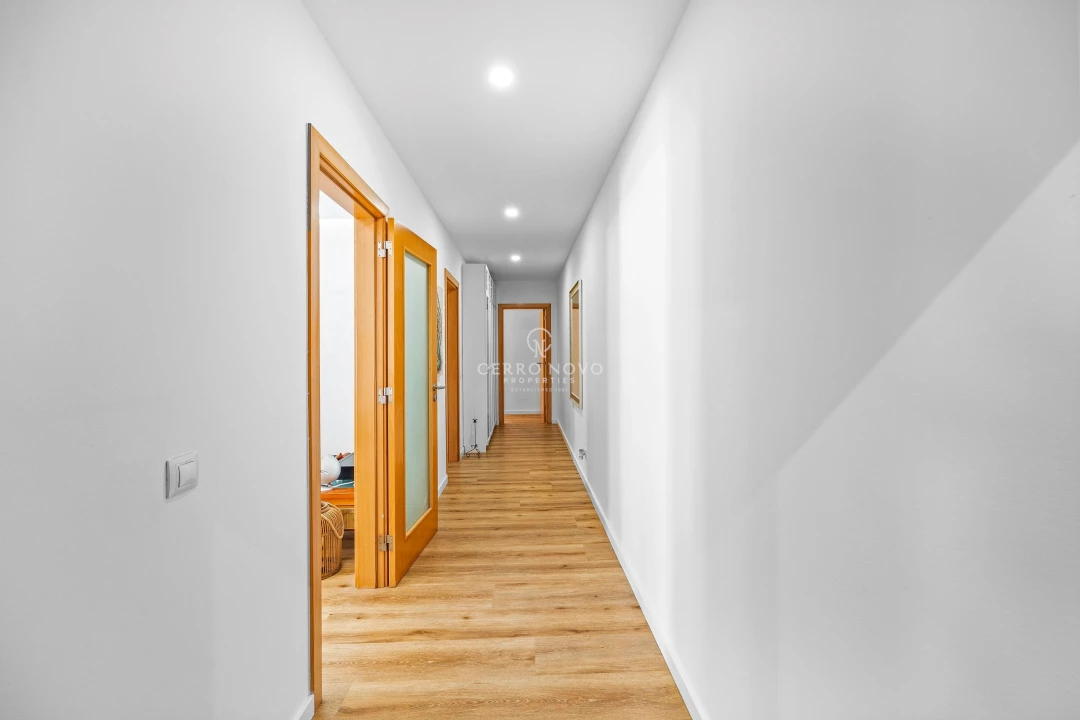 Apartamento T2 para Venda em Ferragudo Foto 13