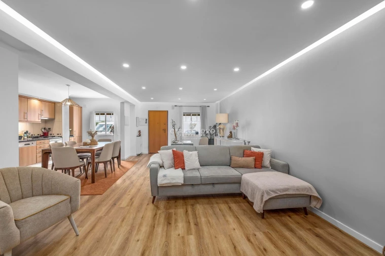 Apartamento T2 para Venda em Ferragudo Foto 12