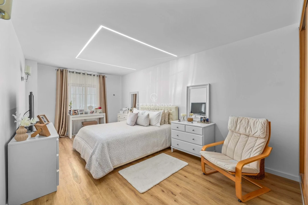 Apartamento T2 para Venda em Ferragudo Foto 4