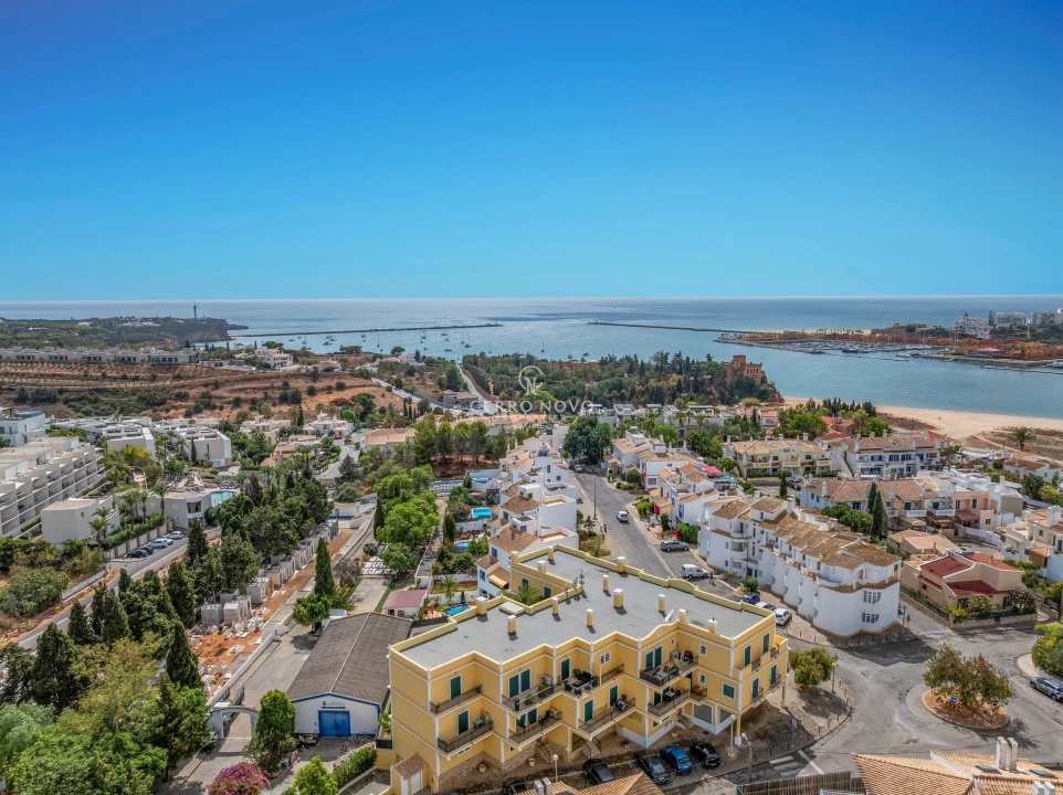 Apartamento T2 para Venda em Ferragudo Foto 3