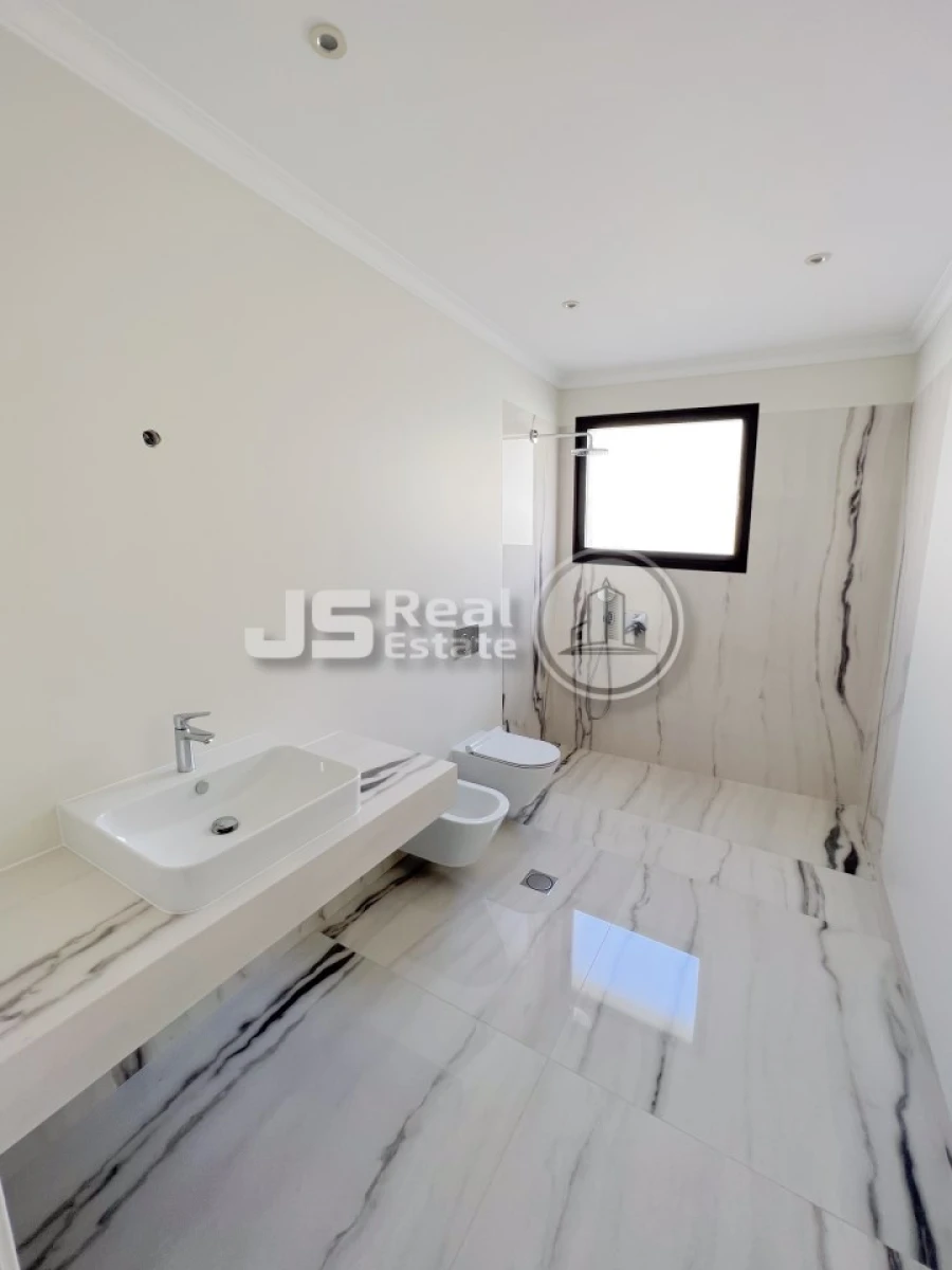 Moradia T3 para Venda em São Martinho Foto 18
