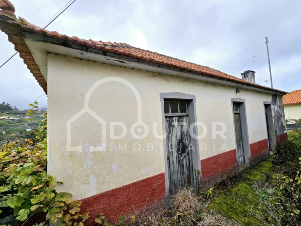 Moradia T3 para Venda em Porto da Cruz Foto 2