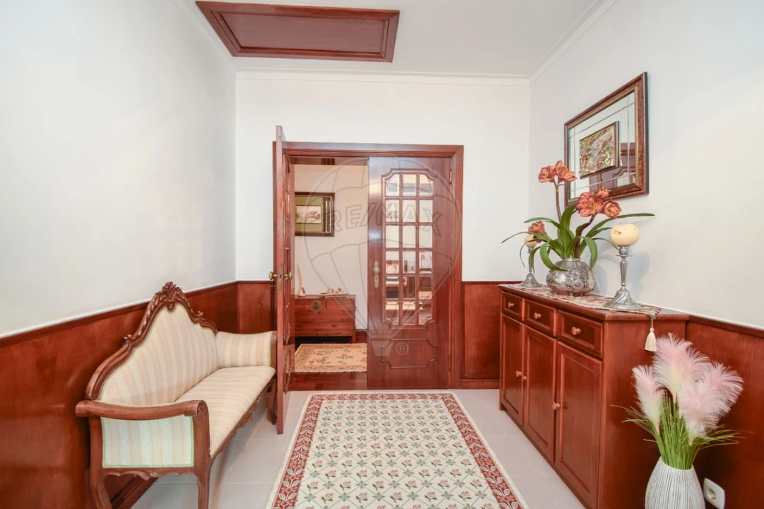 Moradia T5 para Venda em Santa Barbara Foto 35