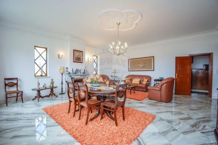 Moradia T5 para Venda em Santa Barbara Foto 18