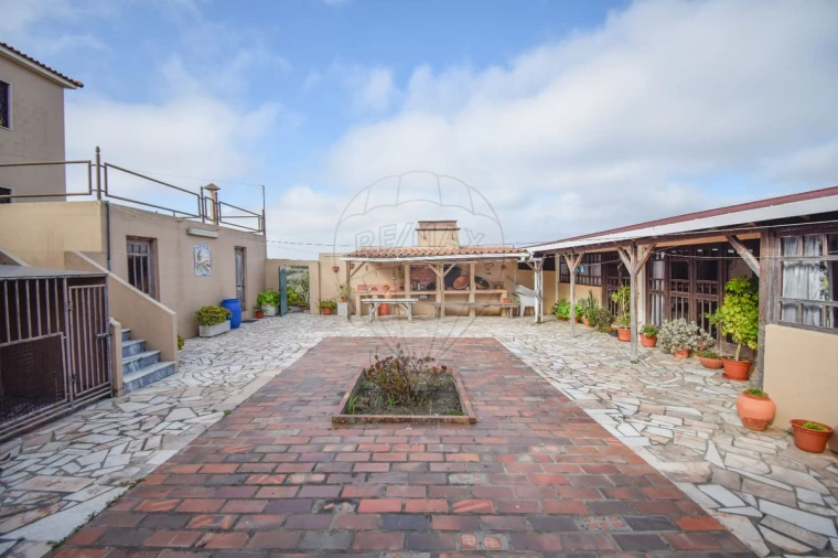 Moradia T5 para Venda em Santa Barbara Foto 49