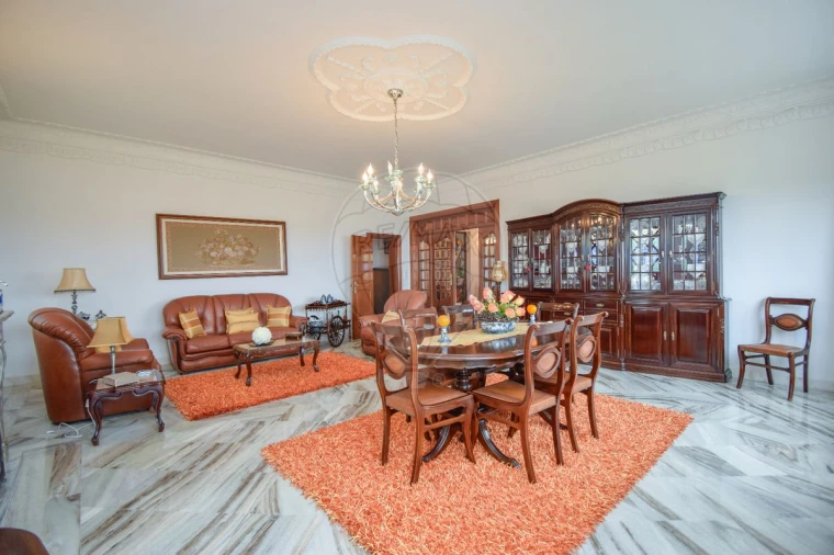 Moradia T5 para Venda em Santa Barbara Foto 19