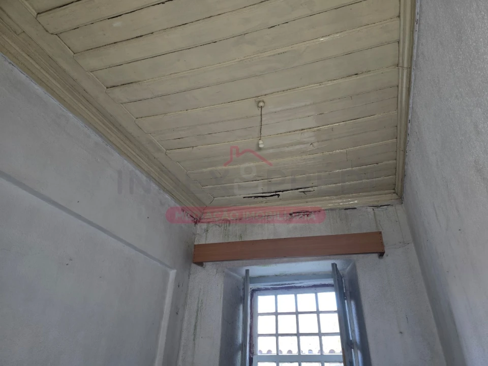 Moradia T10 para Venda em Guarda Foto 23