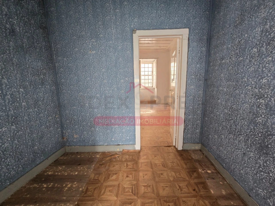 Moradia T10 para Venda em Guarda Foto 35