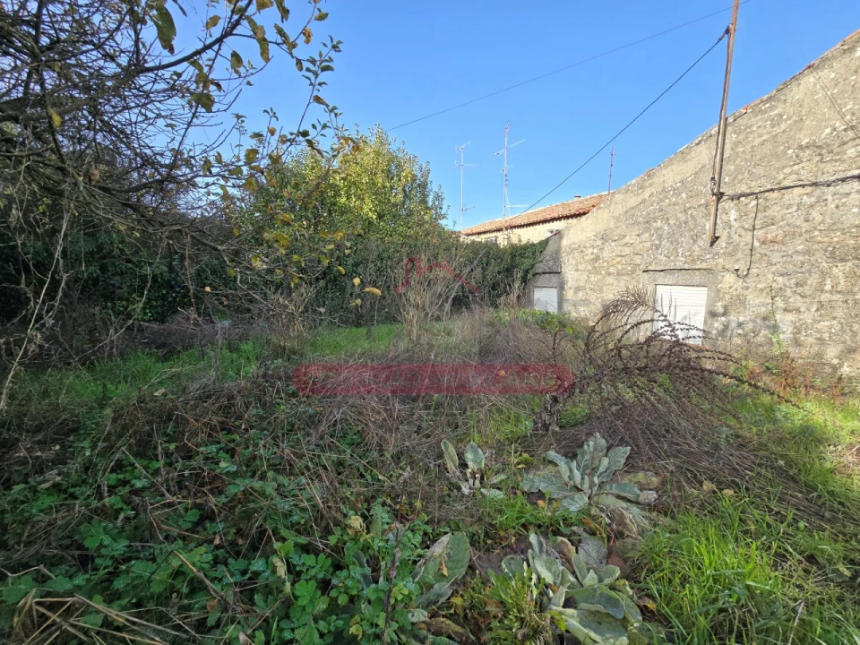 Moradia T10 para Venda em Guarda Foto 61