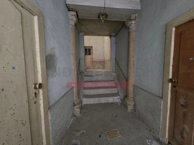 Moradia T10 para Venda em Guarda Foto 12