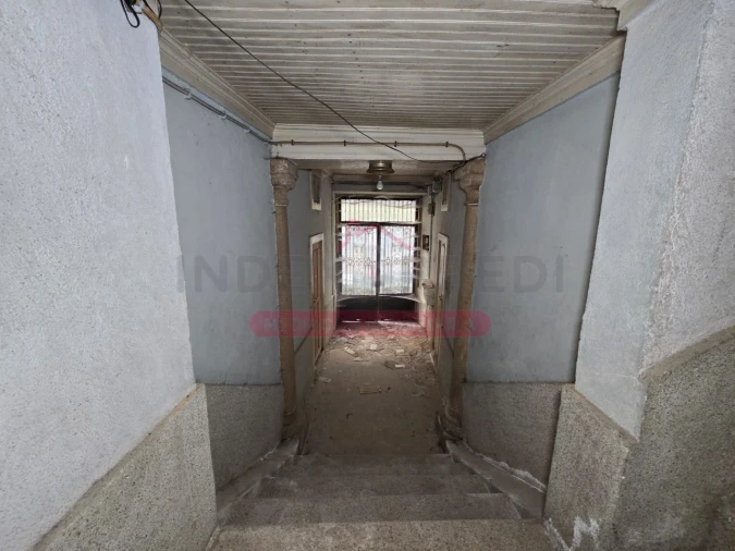 Moradia T10 para Venda em Guarda Foto 14