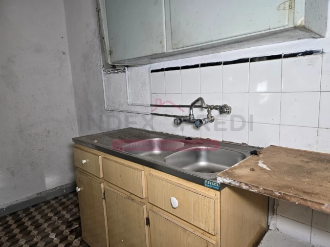 Moradia T10 para Venda em Guarda Foto 19