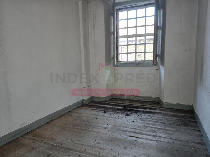 Moradia T10 para Venda em Guarda Foto 22