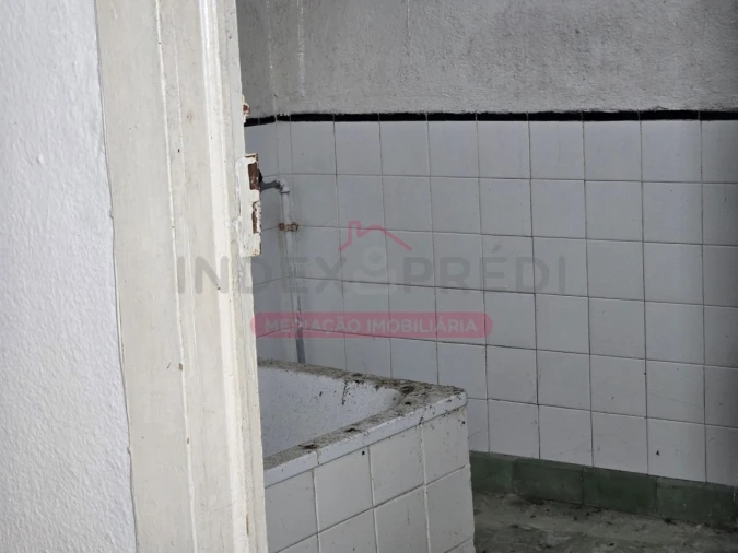 Moradia T10 para Venda em Guarda Foto 32