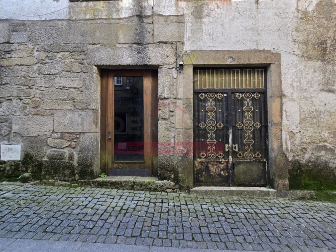 Moradia T10 para Venda em Guarda Foto 56