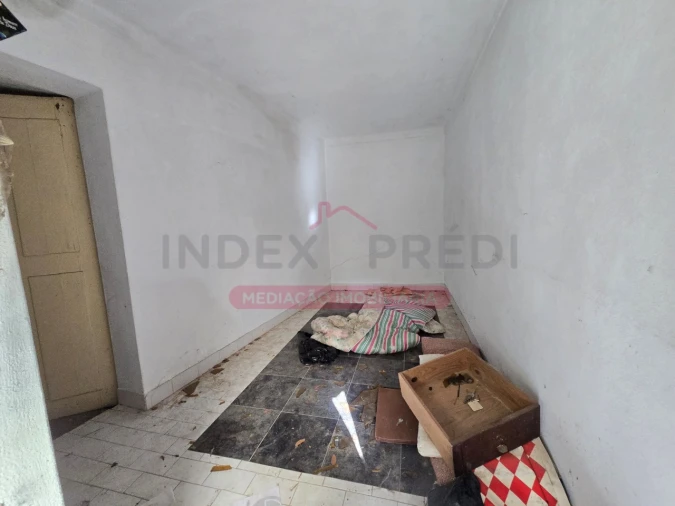 Moradia T10 para Venda em Guarda Foto 64