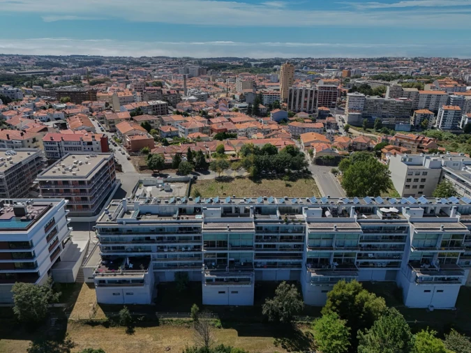 Apartamento T1 para Venda em Mafamude e Vilar do Paraíso Foto 24