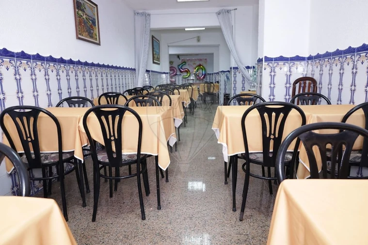 Negócio para Venda em Queluz e Belas Foto 1