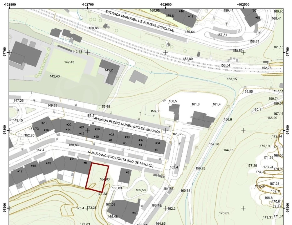 Terreno para Venda em Rio de Mouro Foto 1
