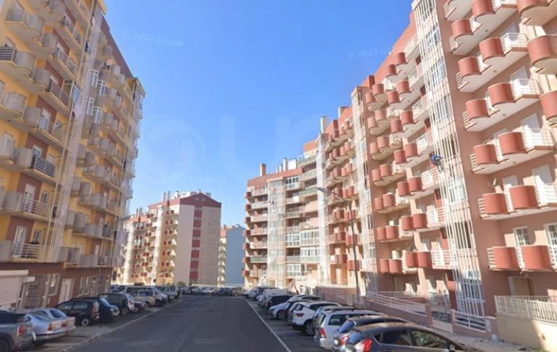 Terreno para Venda em Rio de Mouro Foto 3