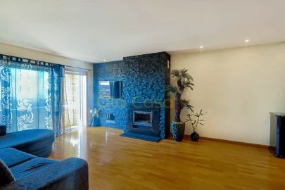 Apartamento T3 para Venda em Mafamude e Vilar do Paraíso