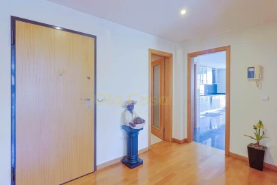 Apartamento T3 para Venda em Mafamude e Vilar do Paraíso