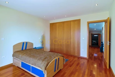 Apartamento T3 para Venda em Mafamude e Vilar do Paraíso