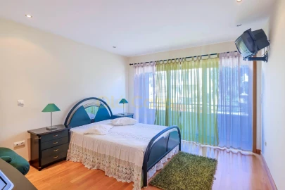 Apartamento T3 para Venda em Mafamude e Vilar do Paraíso