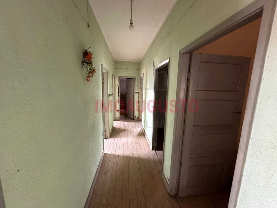 Moradia T3 para Venda em Castanheira Foto 5