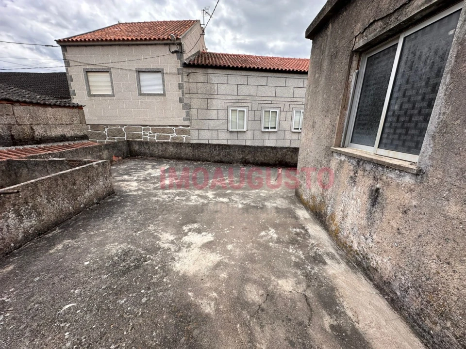 Moradia T3 para Venda em Castanheira Foto 11