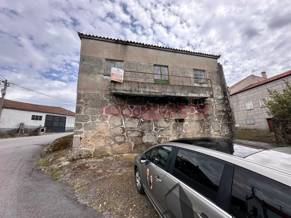 Moradia T3 para Venda em Castanheira Foto 1